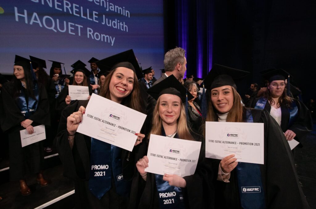 Remise de diplômes ISEFAC - avril 2022